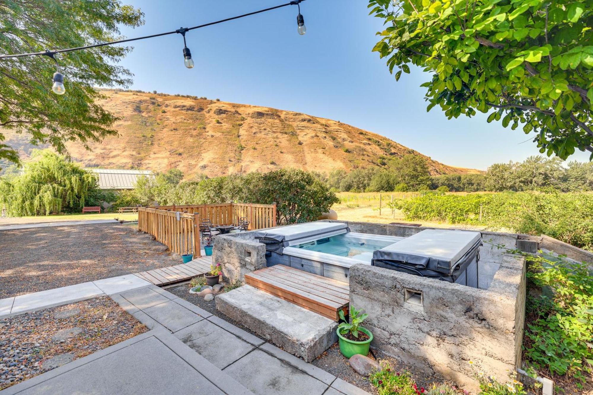 Mongata Winery Romantic Retreat On-Site Tastings! Milton-Freewater エクステリア 写真